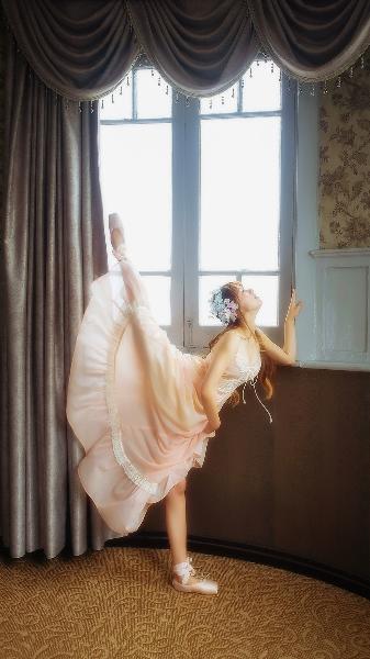 妈妈在农场当母猪