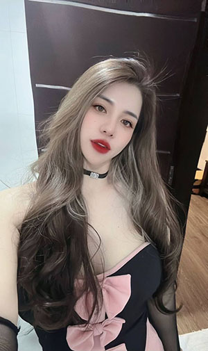 腰塌下屁股撅起来打肿